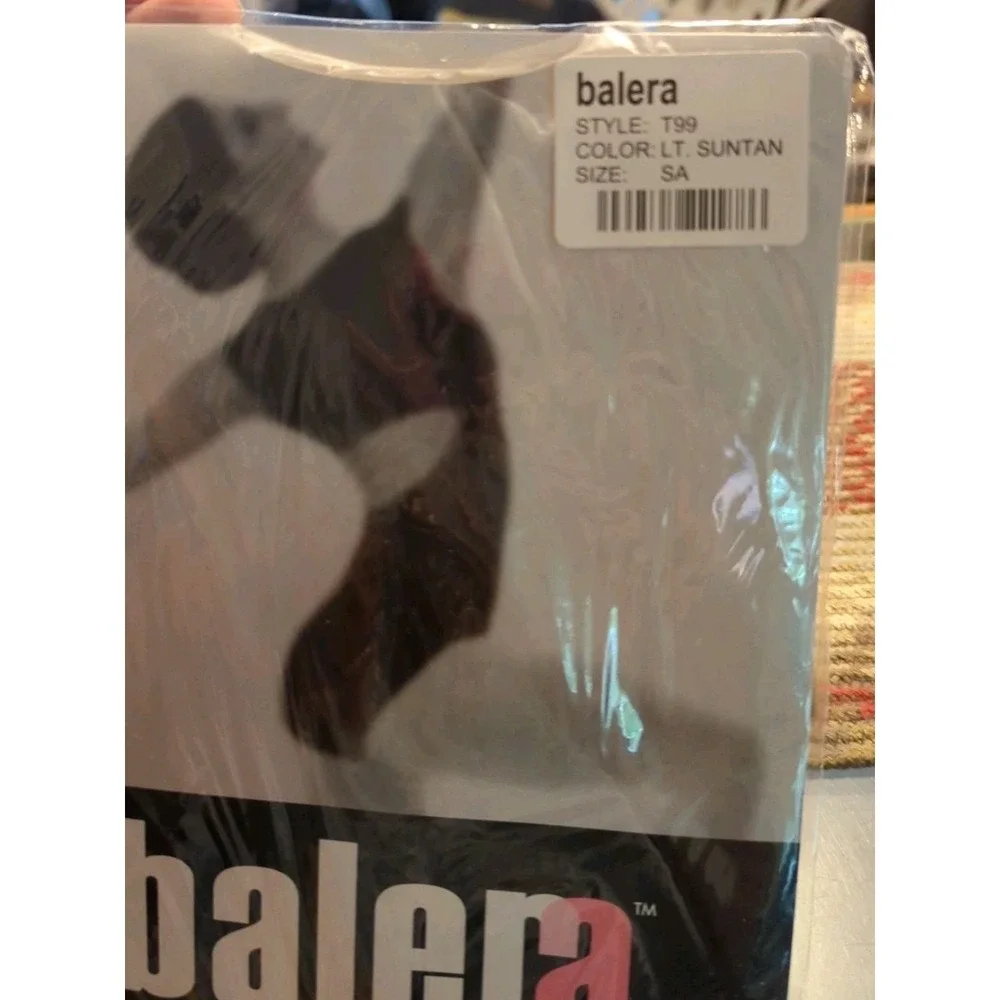Balera Dance Wear Custom Style T99 Ballet Tights Size SA Color LT.‎ Suntan